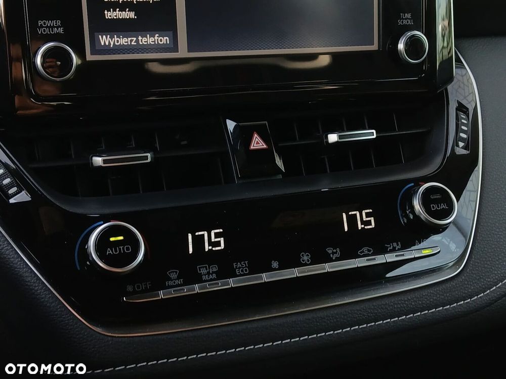 Toyota Corolla 2.0 Hybrid GR Sport - 24