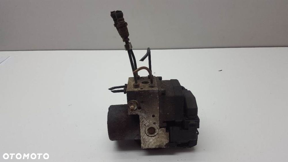 POMPA HAMULCOWA ABS IVECO DAILY IV 0273004324 - 3