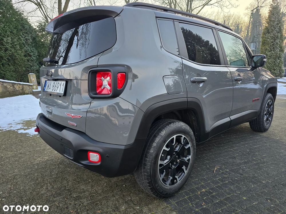 Jeep Renegade - 8
