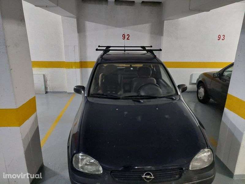 Lugar estacionamento lisboa - Grande imagem: 2/3