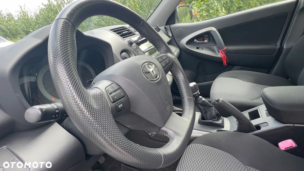 Toyota RAV4 2.2 D-4D 4x2 - 7