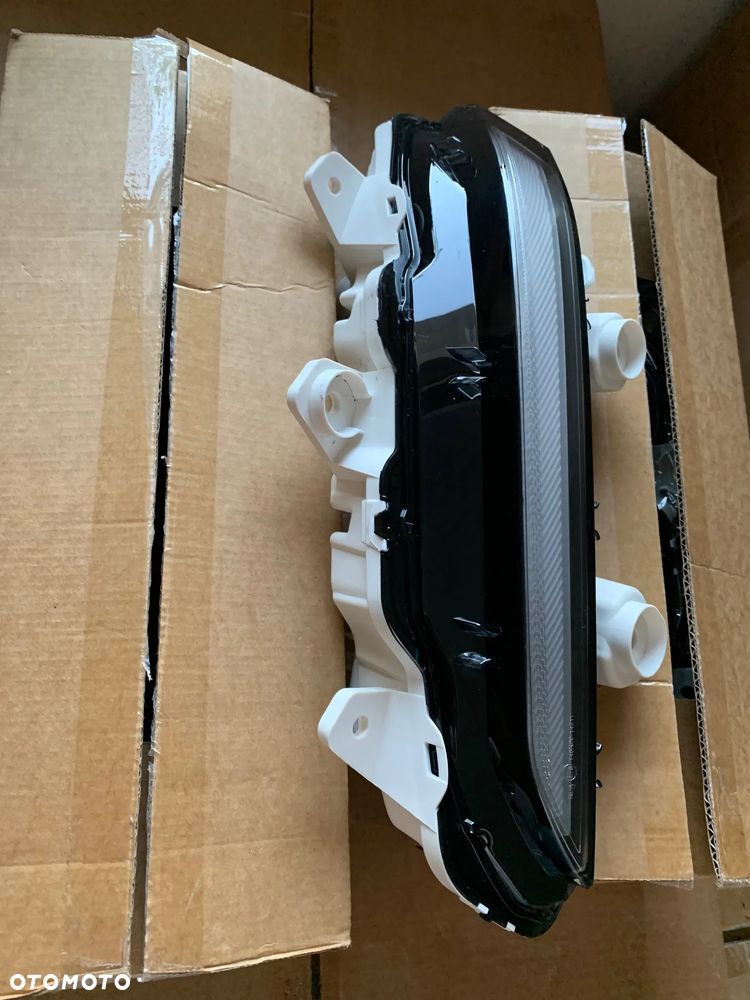 PEUGEOT 208 II lampa LED DRL jazdy dziennej prawy 9824241280 EU - 4