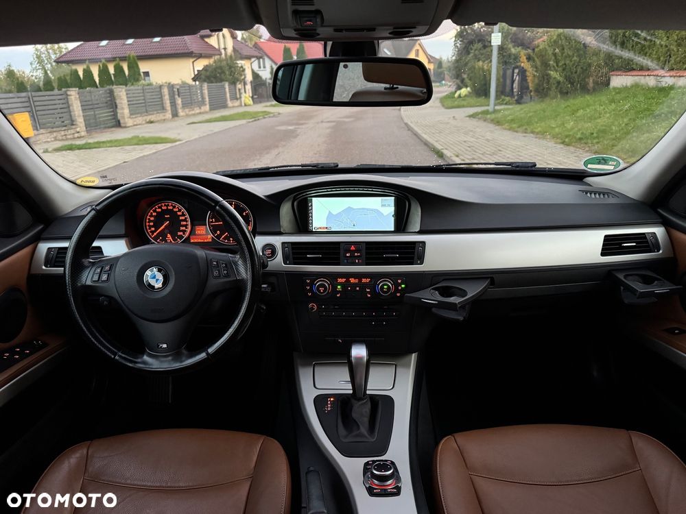 BMW Seria 3 320d Touring Sport-Aut Luxury Line - 7