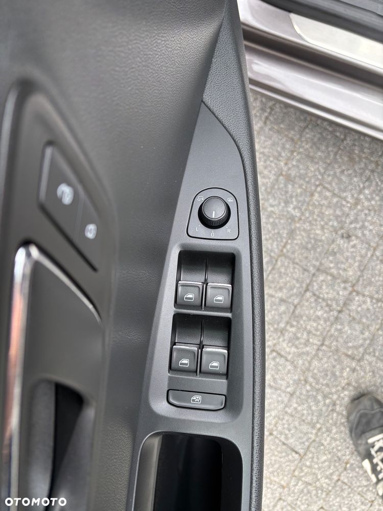 Seat Leon 2.0 TDI DPF Start&Stop DSG FR - 30