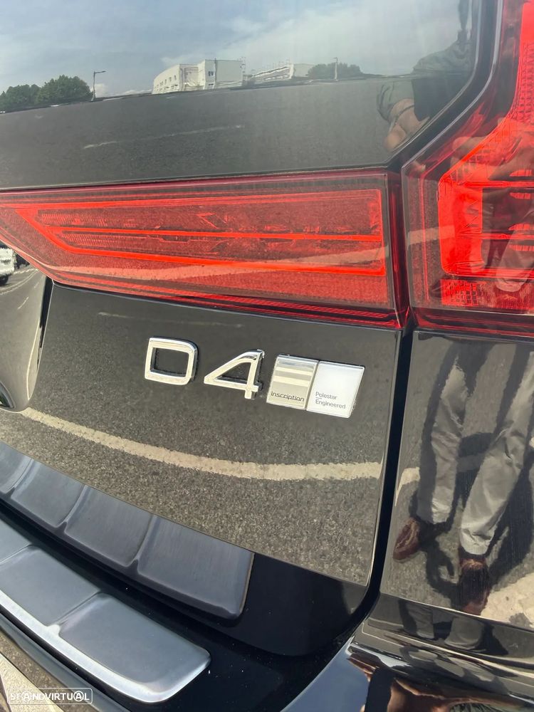 Volvo XC 60 2.0 D4 Inscription AWD Geartronic - 9