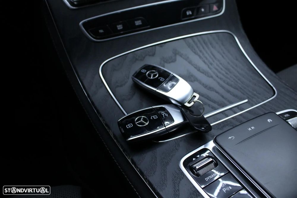 Mercedes-Benz E 300 de AMG Line 4Matic - 36