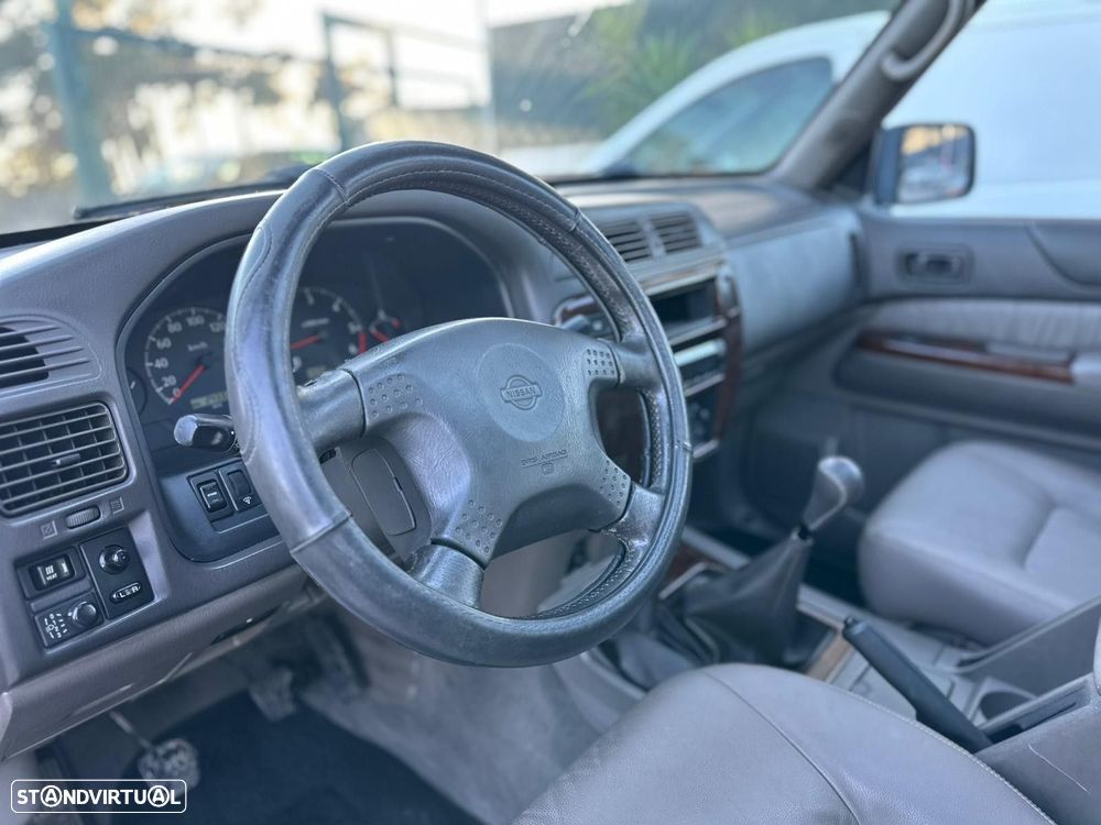 Nissan Patrol - 16
