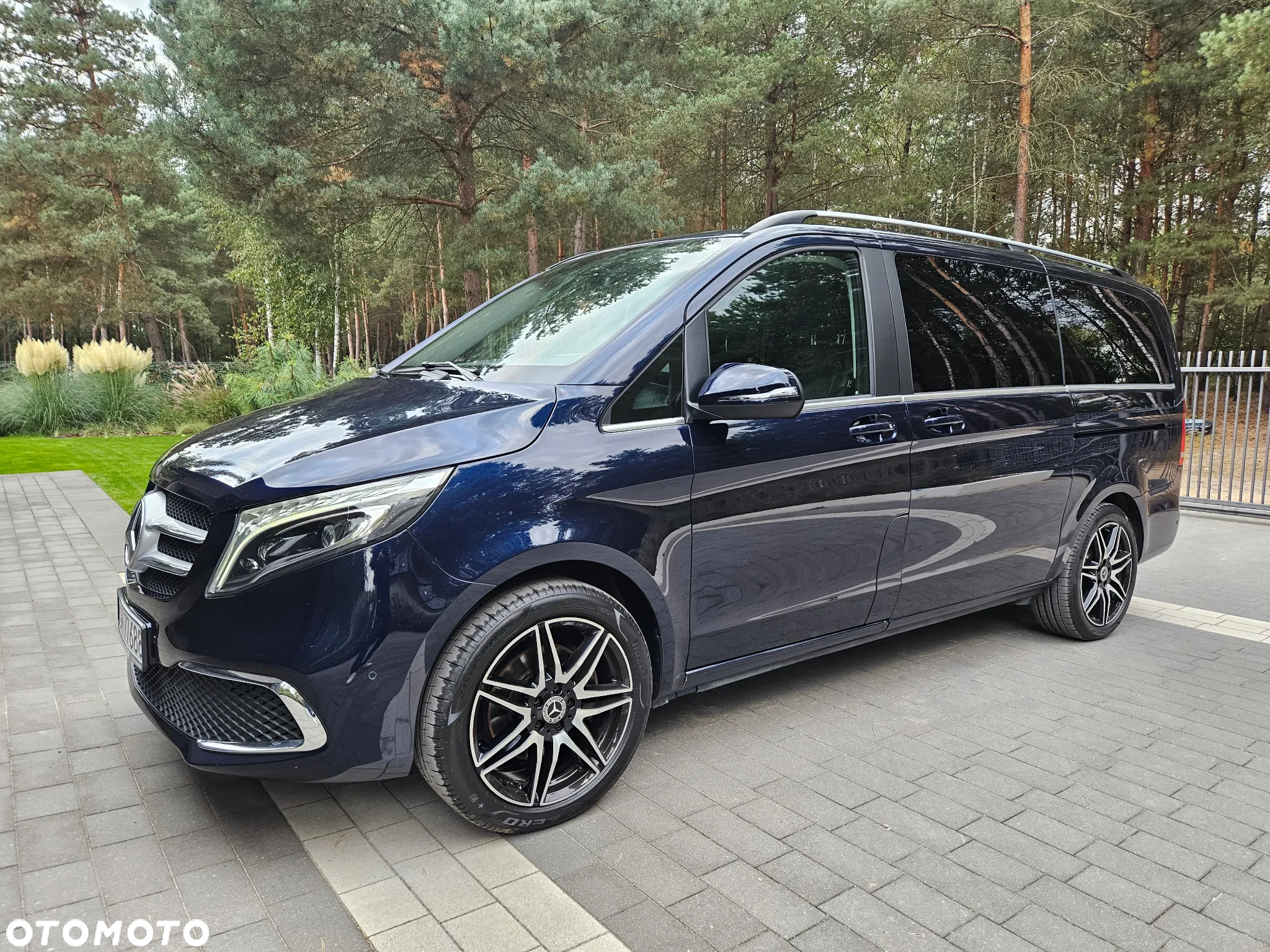 Mercedes-Benz Klasa V 250 d 4-Matic Avantgarde 9G-Tronic (d³ugi) - 4