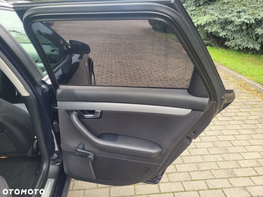 Audi A4 Avant - 14
