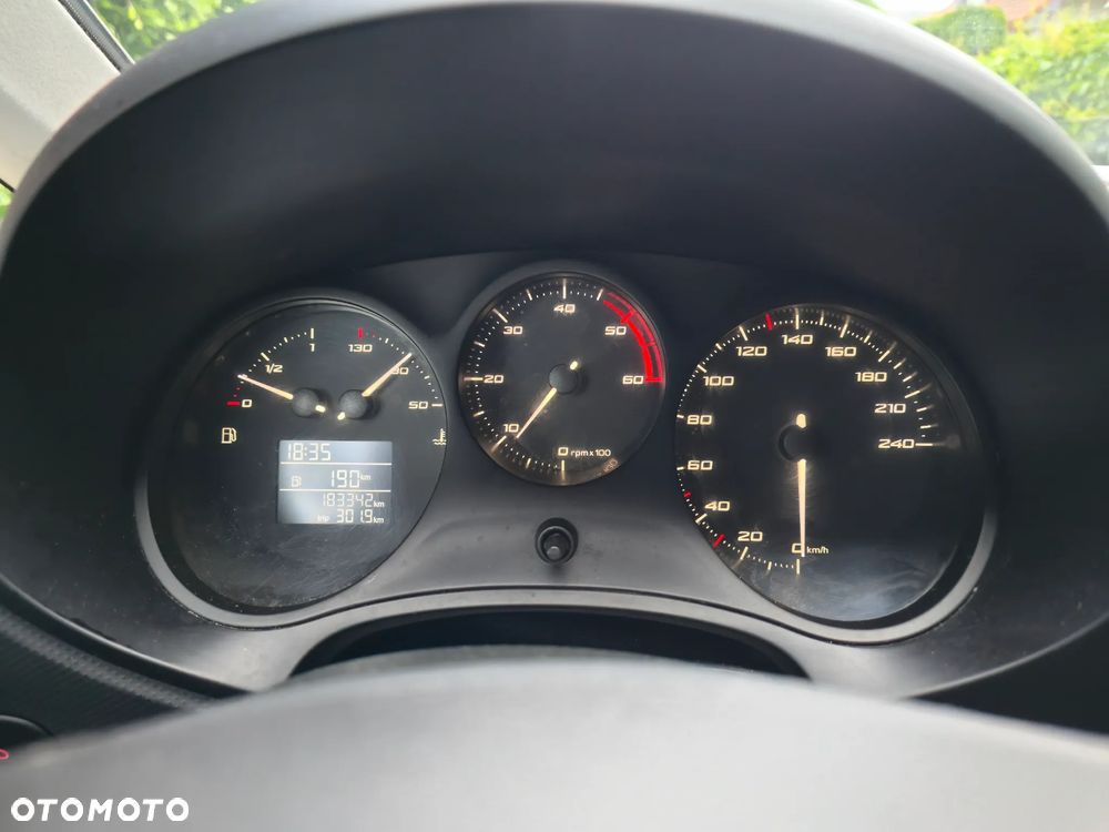 Seat Leon 1.9 TDI Spirit Turbo R - 11