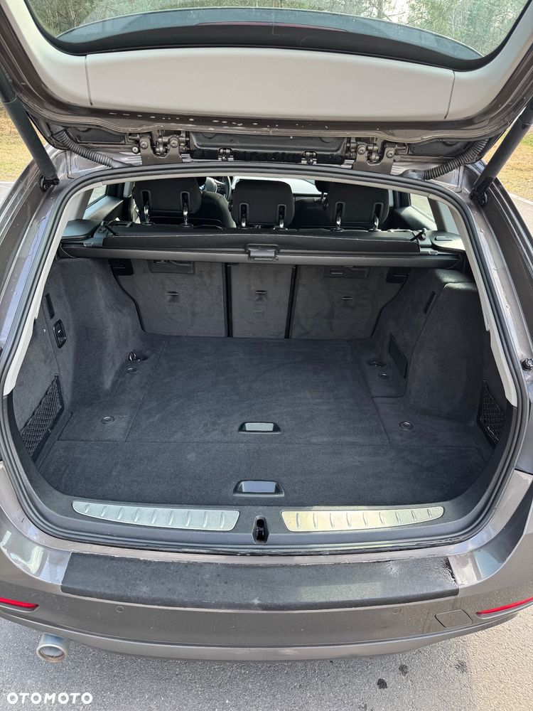 BMW Seria 3 318d - 19