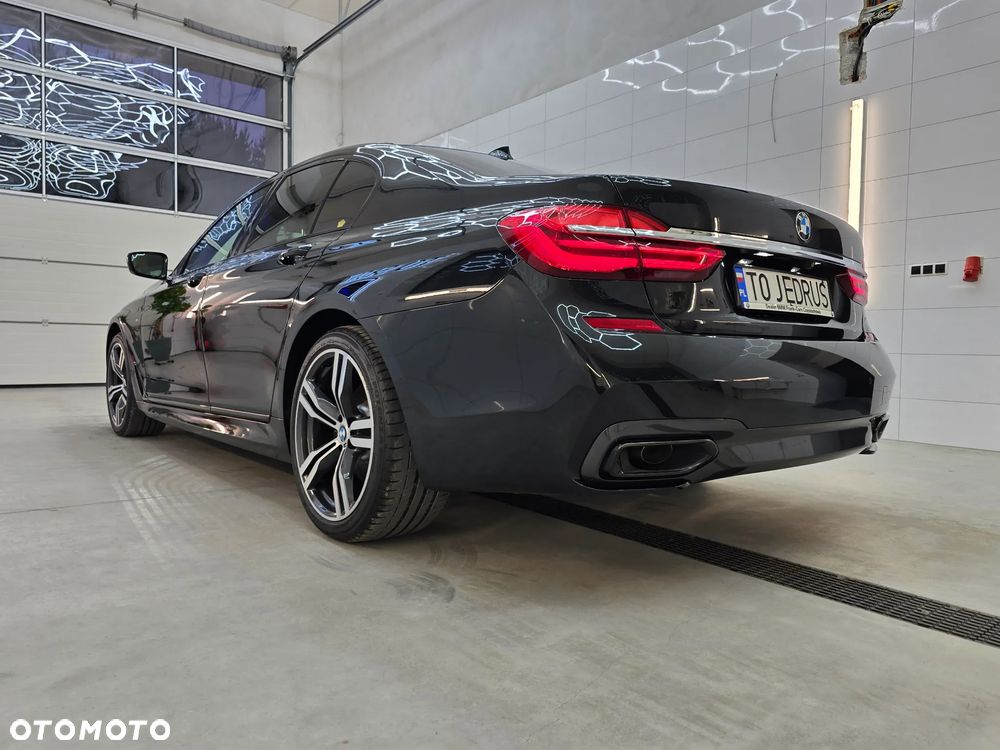 BMW Seria 7 730d xDrive - 11