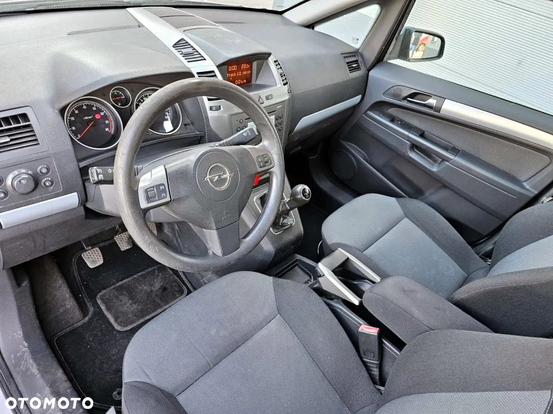 Opel Zafira 1.8 Cosmo - 19
