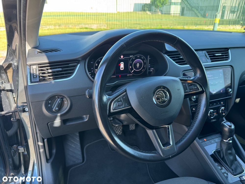 Skoda Octavia 1.6 TDI DSG Premium Edition - 24