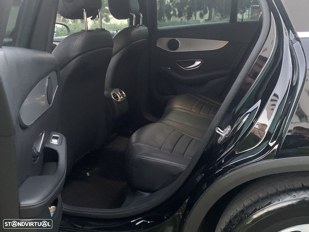 Mercedes-Benz GLC 250 d 4Matic 9G-TRONIC AMG Line - 10