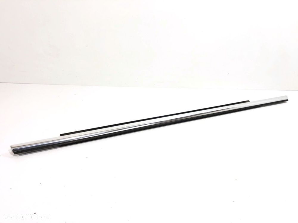 LISTWA ZGARNIAJĄCA TYŁ PRAWY  AUDI A6 C7 (4G2, 4GC) 2010 - 2018 3.0 TDI quattro 150 kW [204 KM] - 1