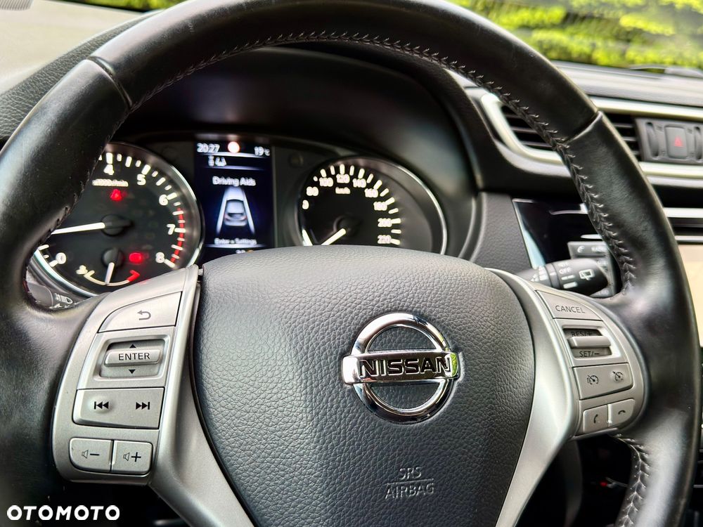 Nissan Qashqai 1.2 DIG-T N-Connecta - 23
