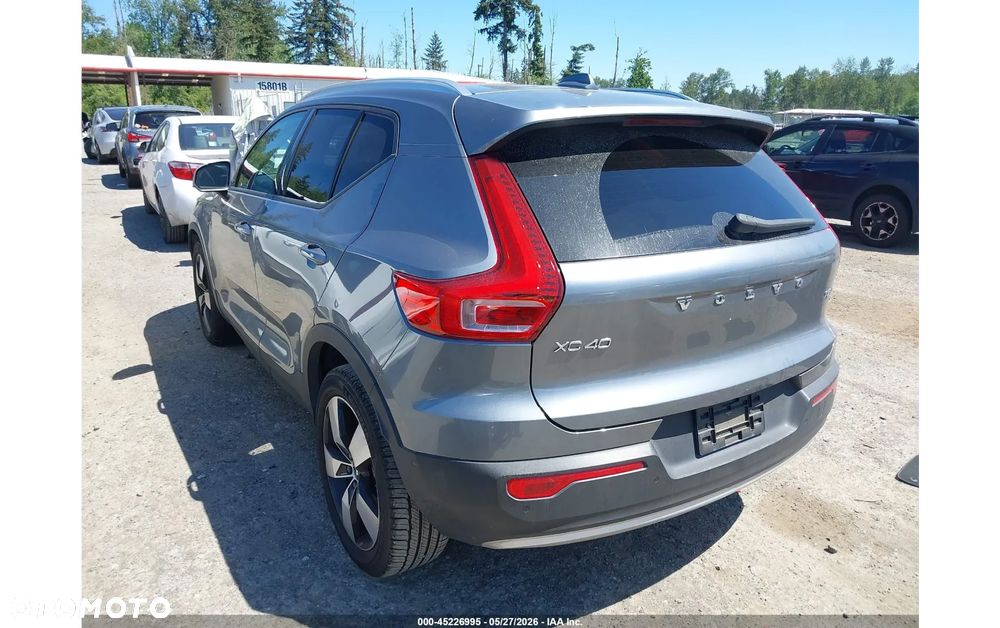 Volvo XC 40 - 3