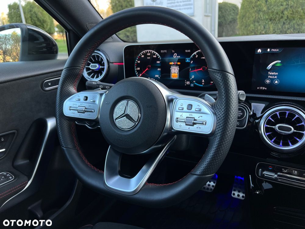 Mercedes-Benz Klasa A 180 7G-DCT AMG Line - 30