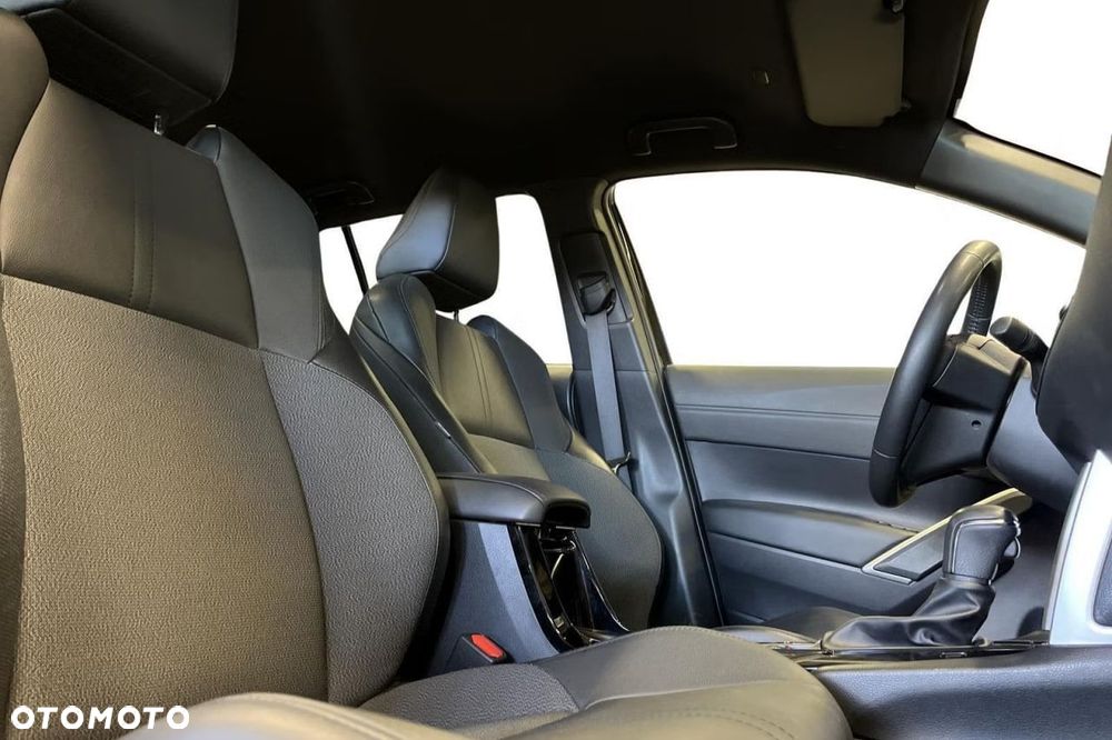 Toyota Corolla 2.0 Hybrid Executive - 8