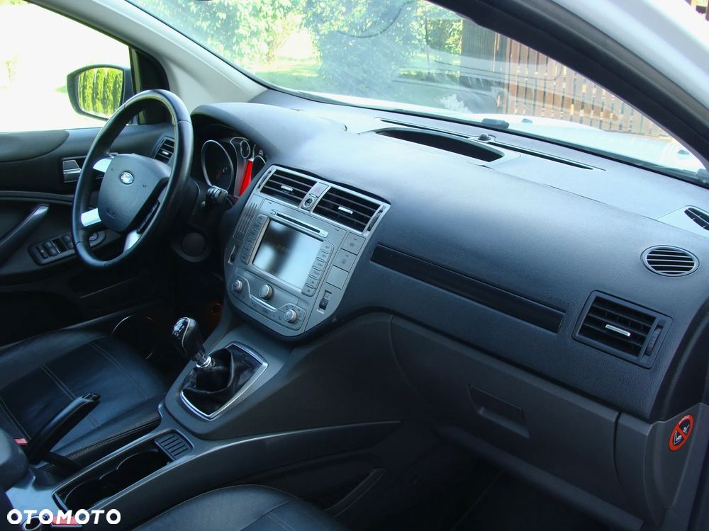 Ford Kuga 2.0 TDCi 4x4 Titanium - 8