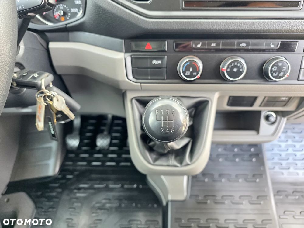 Volkswagen CRAFTER 2,0 TDI 177 KONNA DOKA BRYGADÓWKA 7 OSOBOWA 3,5M SKRZYNIA KLIMA WEBASTO GWARANCJA - 26