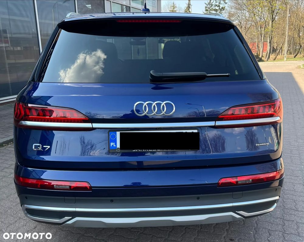 Audi Q7 - 8