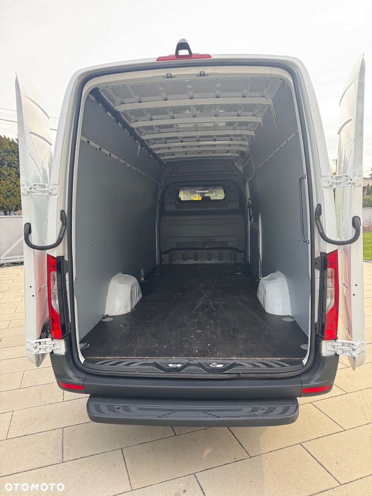 Mercedes-Benz Sprinter 317 CDI Maxii - 12