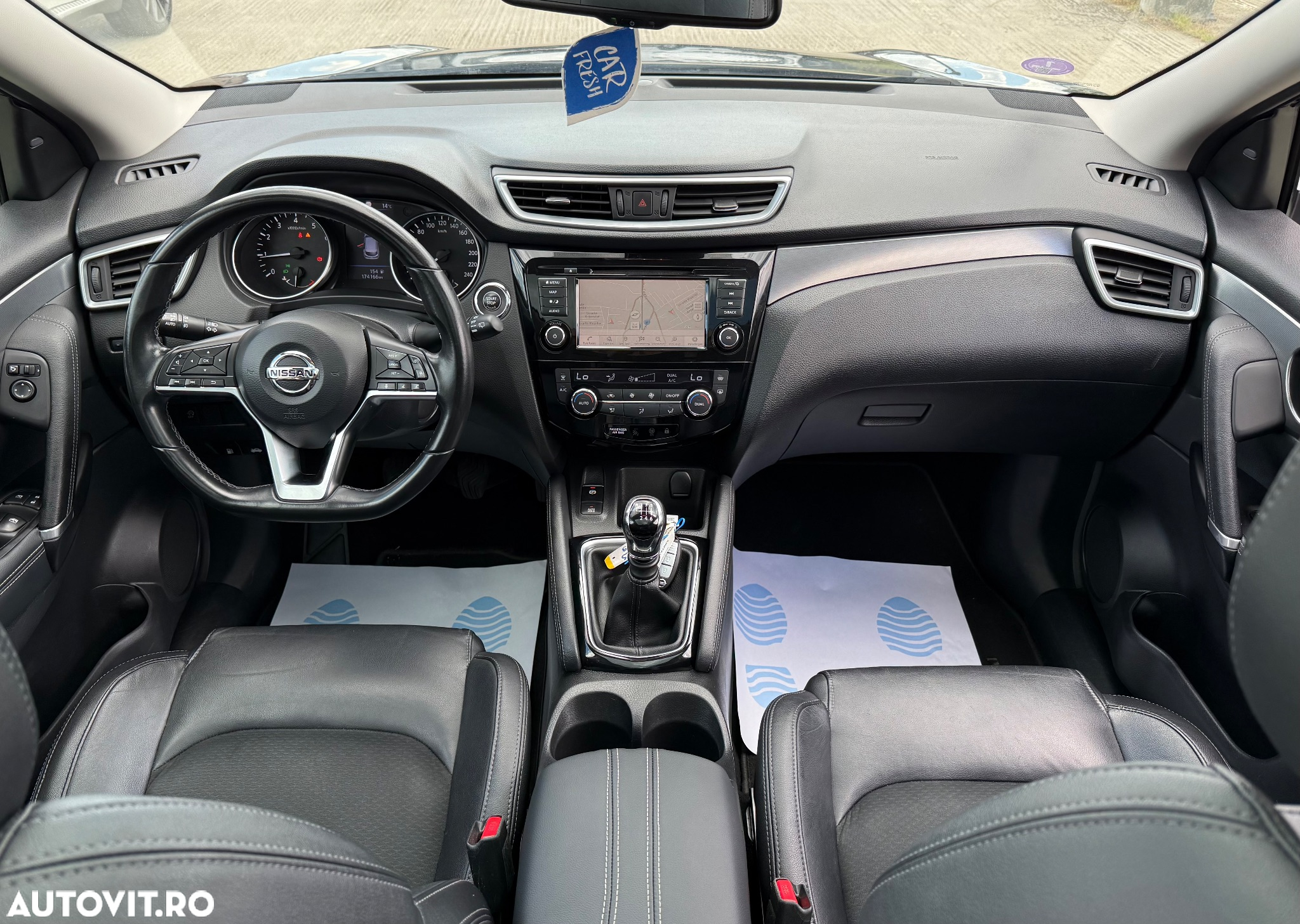 Nissan Qashqai 1.3 DIG-T TEKNA+ - 27