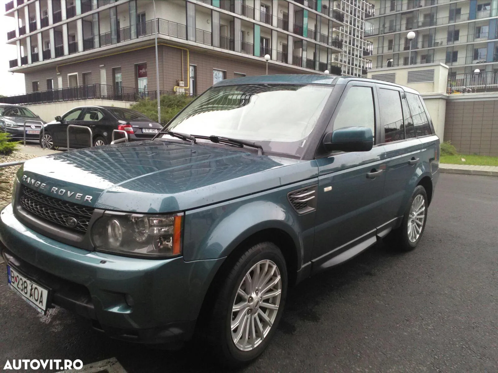 Land Rover Range Rover 3.6 TDV8 HSE Aut - 3