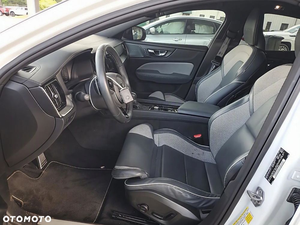 Volvo S60 - 8