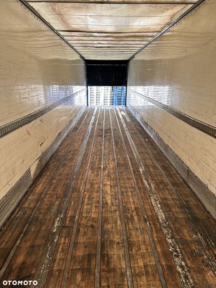 Fruehauf Kontener - Furgon - 14