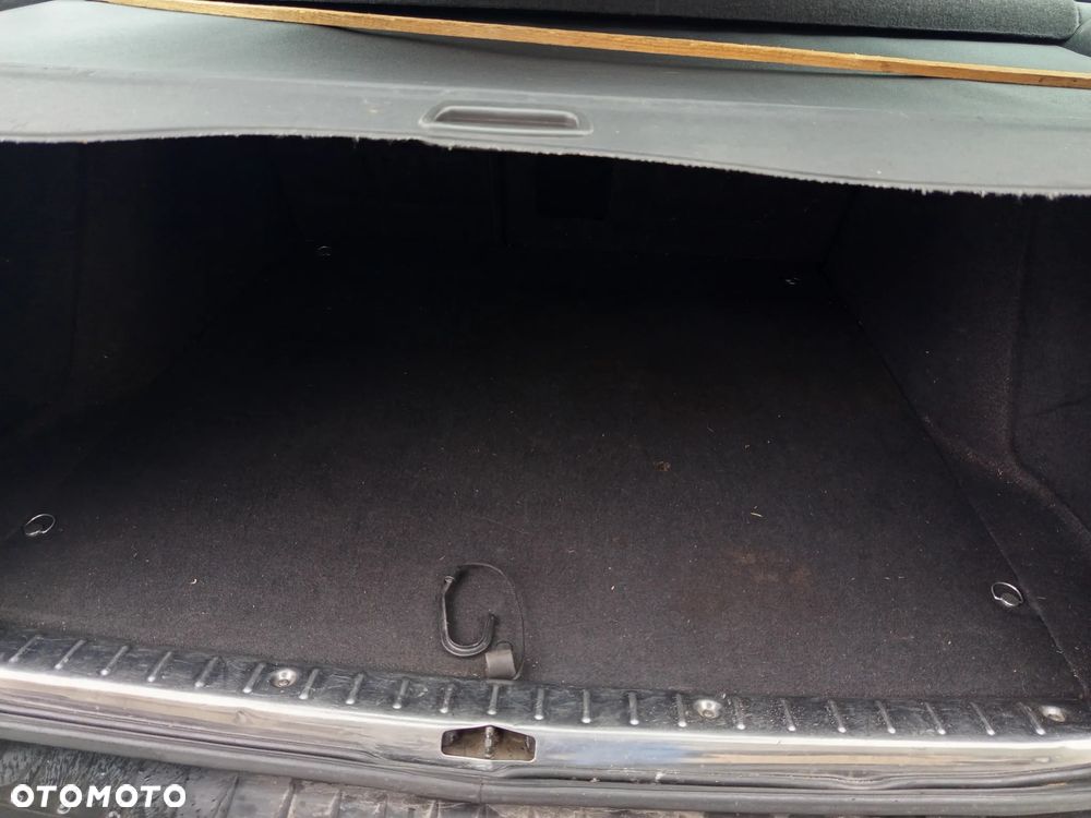 Citroën C5 2.0 HDi Confort - 8