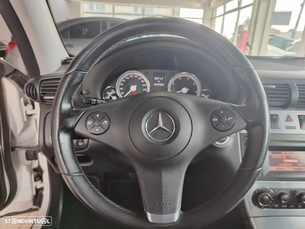 Mercedes-Benz CLC 180 Kompressor Auto - 25