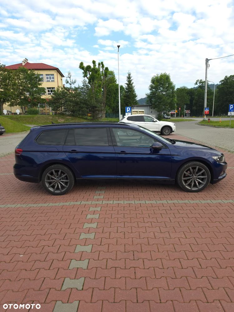 Volkswagen Passat 2.0 TDI SCR 4Mot DSG Comfortline - 4