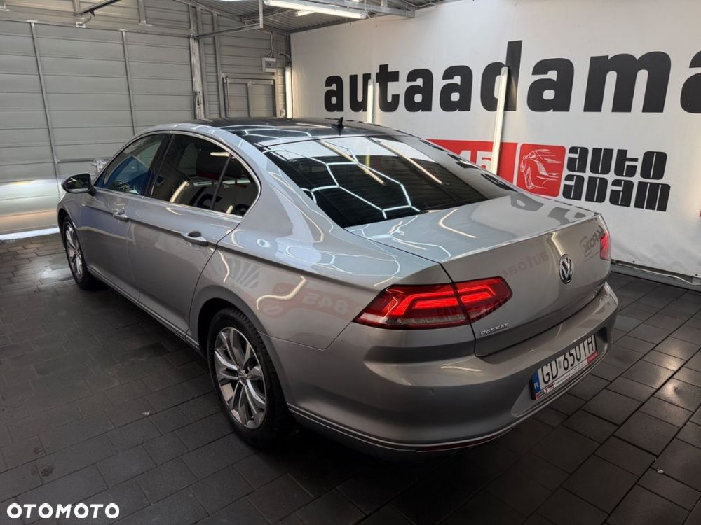 Volkswagen Passat - 6