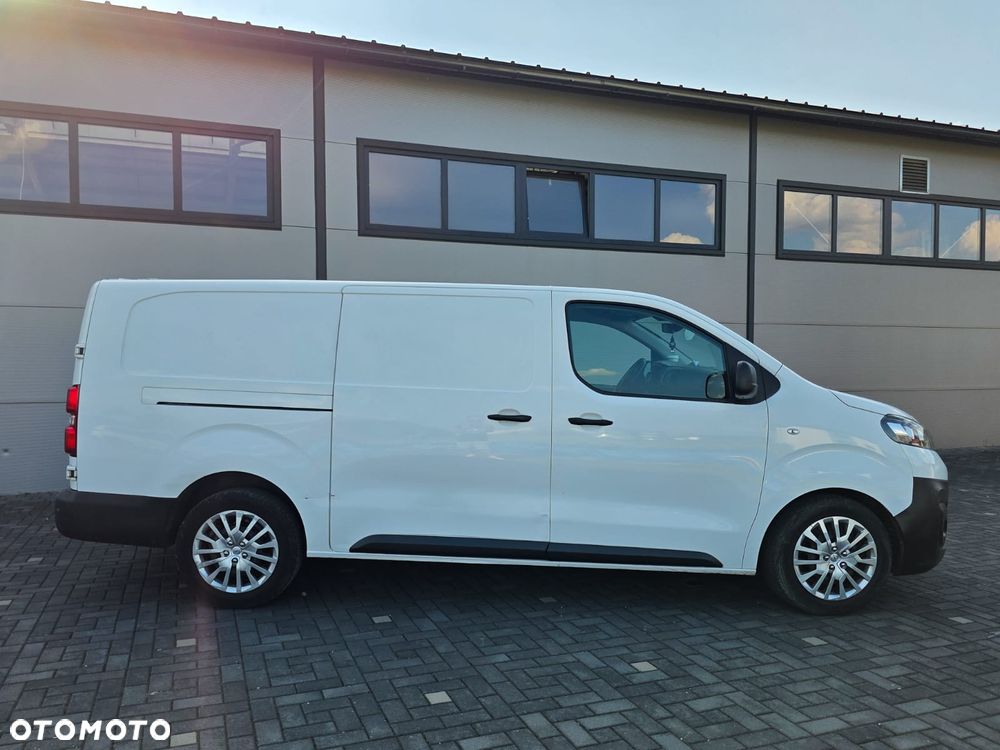 Opel Vivaro - 10