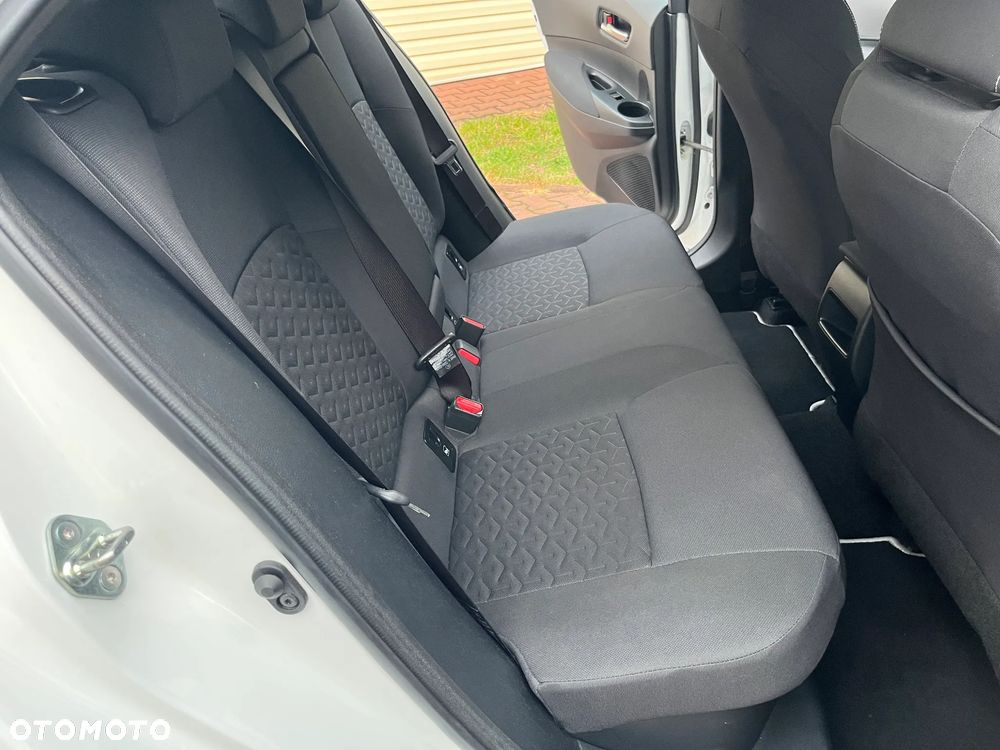 Toyota Corolla 1.8 Hybrid Comfort - 24