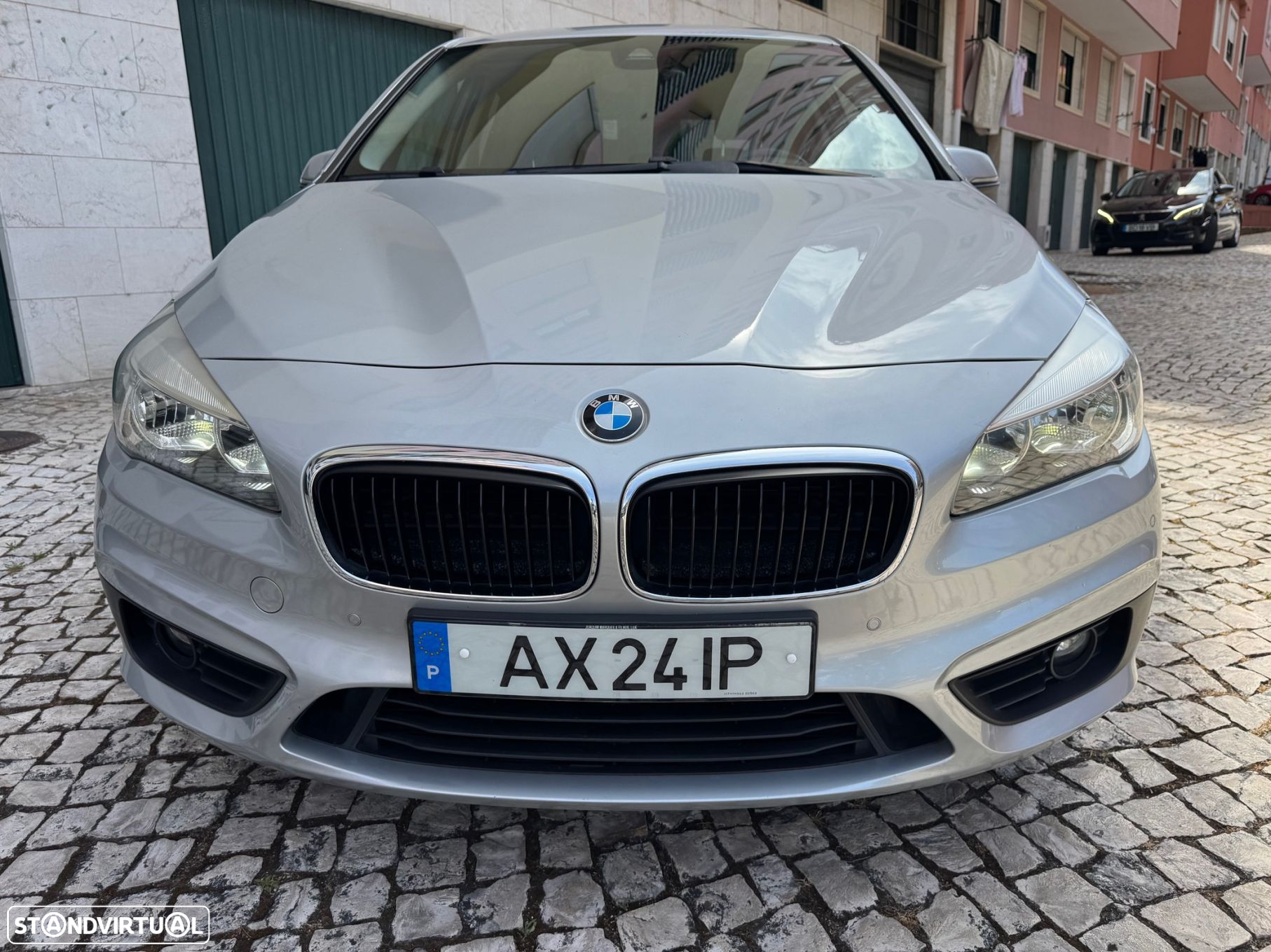 BMW 218 Active Tourer d Aut. Advantage - 2