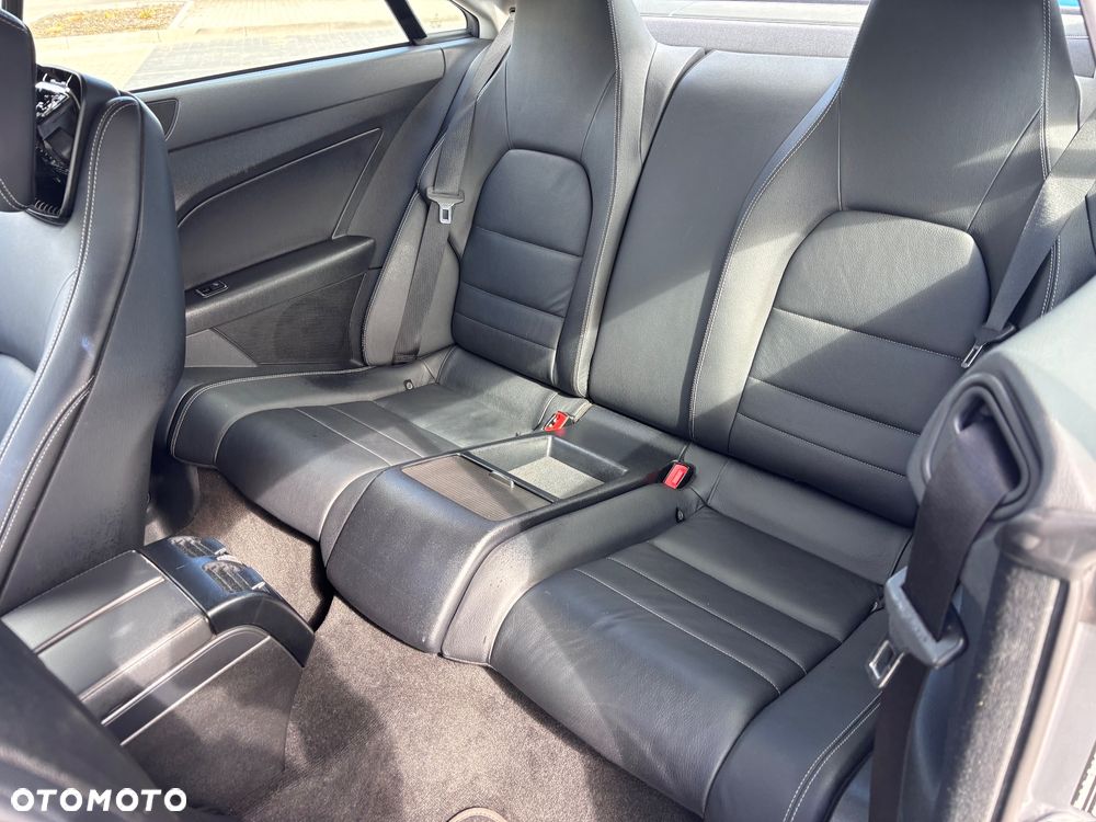 Mercedes-Benz Klasa E 350 CGI BlueEFFICIENCY 7G-TRONIC Avantgarde - 14