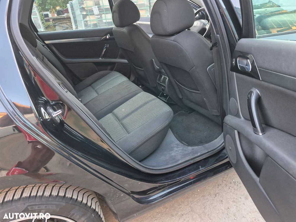 Peugeot 407 SW HDi 165 Automatik JBL - 16