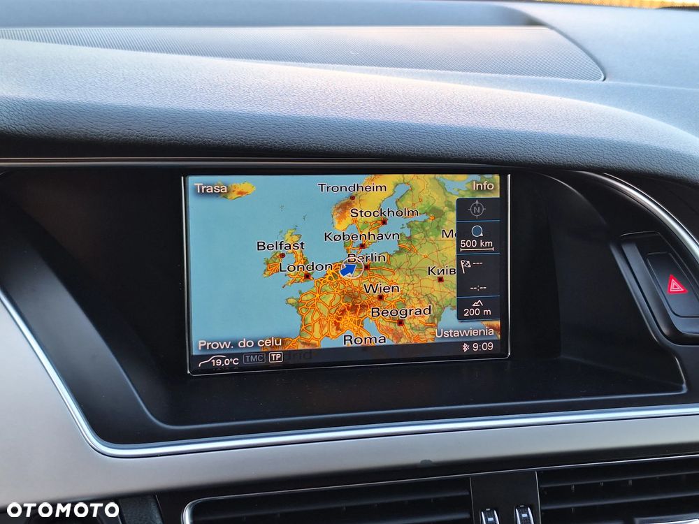 Audi A4 Avant 2.0 TDI - 21