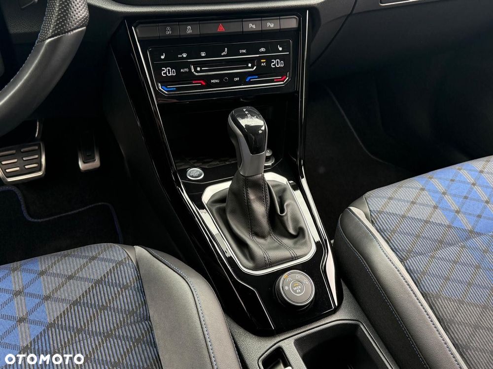 Volkswagen T-Roc - 25