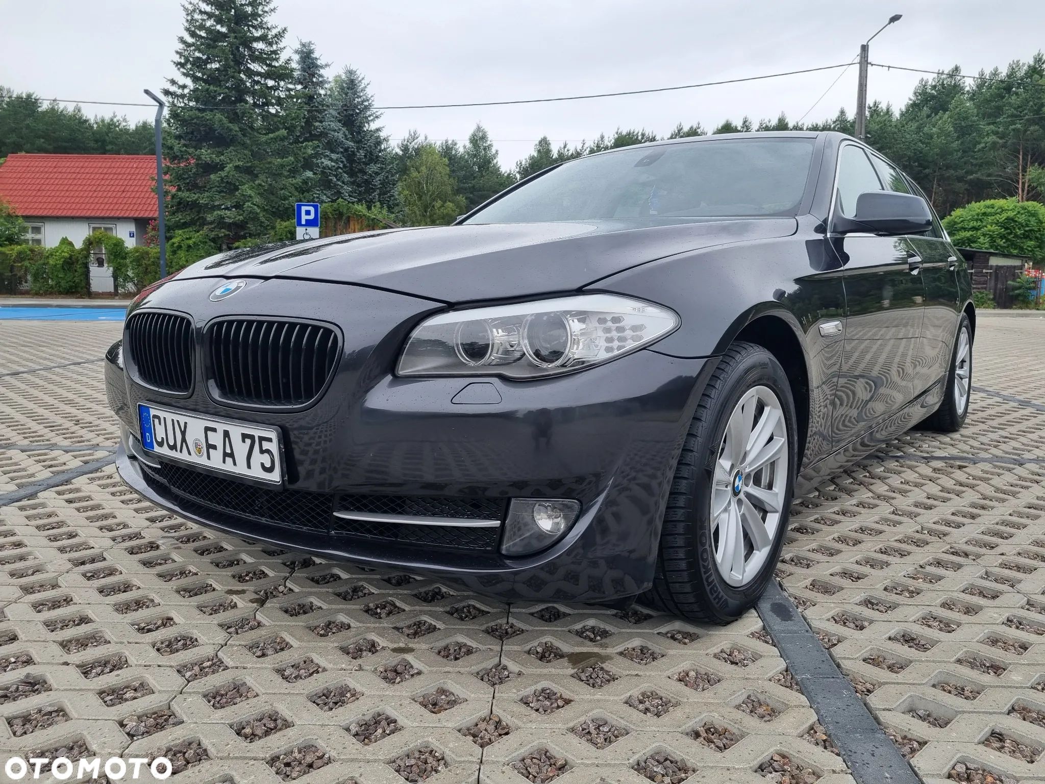BMW Seria 5 520d Touring - 1