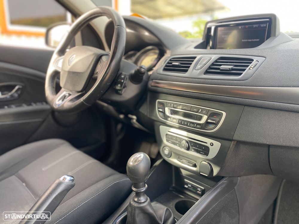 Renault Mégane Sport Tourer ENERGY dCi 110 Start & Stopp LIMITED - 12