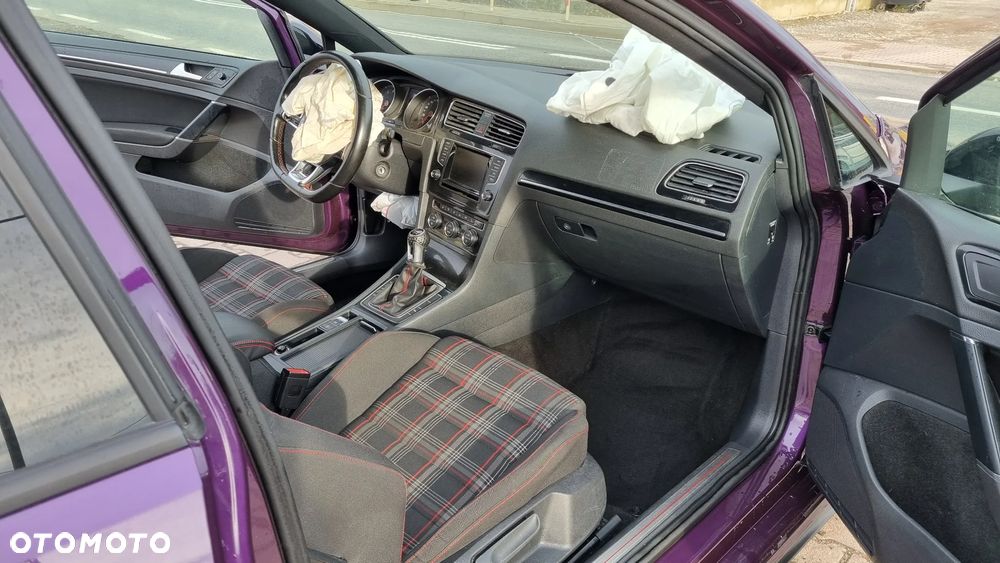 Volkswagen Golf VII 2.0 TSI BMT GTI - 30