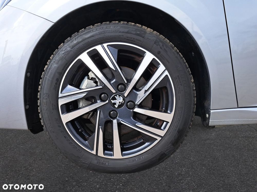 Peugeot 208 1.2 PureTech Allure S&S - 10