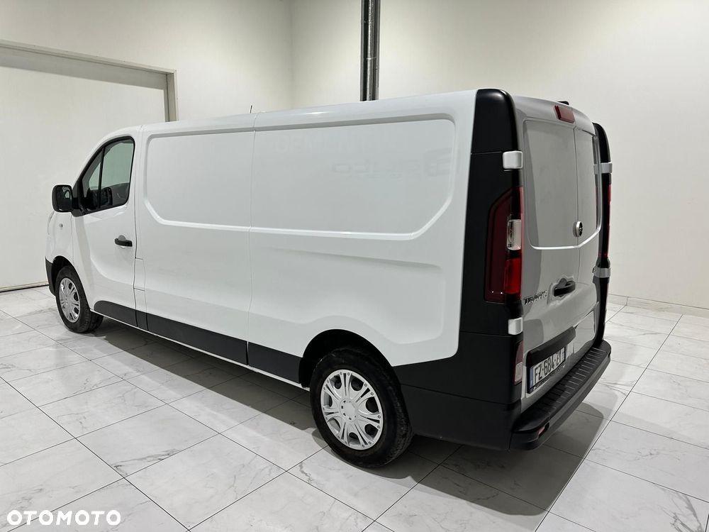 Renault Trafic - 11