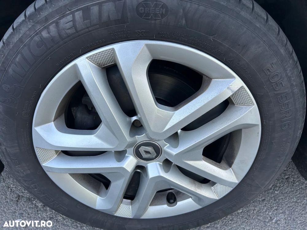 Renault Megane - 11