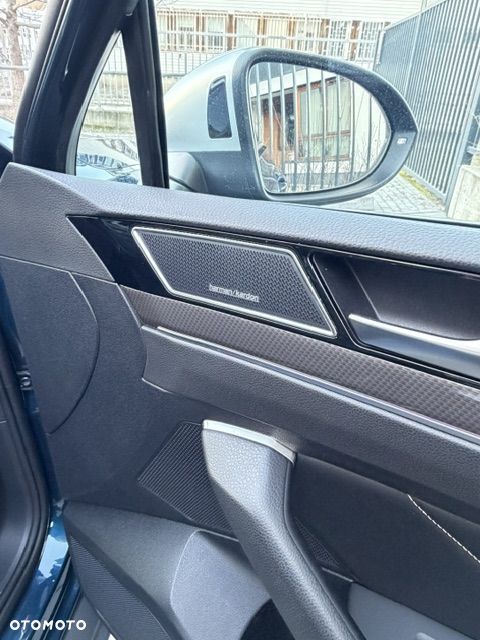 Volkswagen Passat - 9